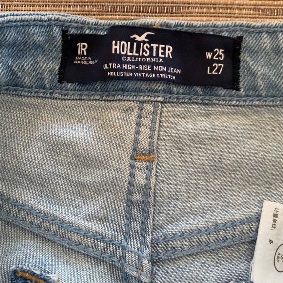 Hollister girl size 1 jean - Picture 2 of 3